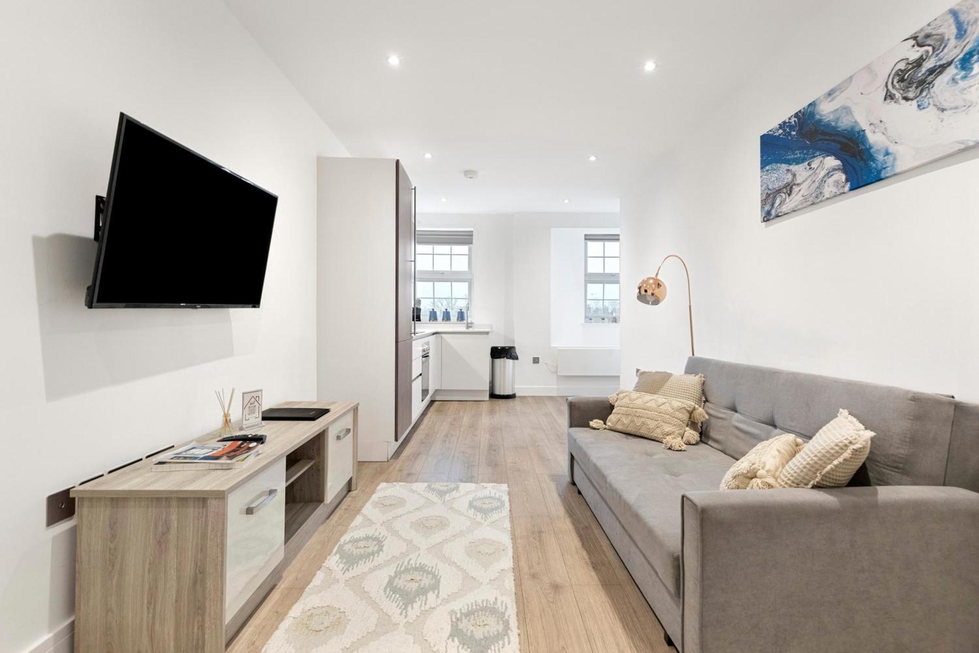 Bright And Spacious Apartment - Excellent Location ลอนดอน ภายนอก รูปภาพ