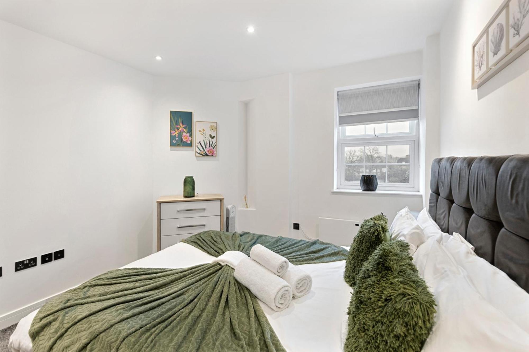 Bright And Spacious Apartment - Excellent Location ลอนดอน ภายนอก รูปภาพ