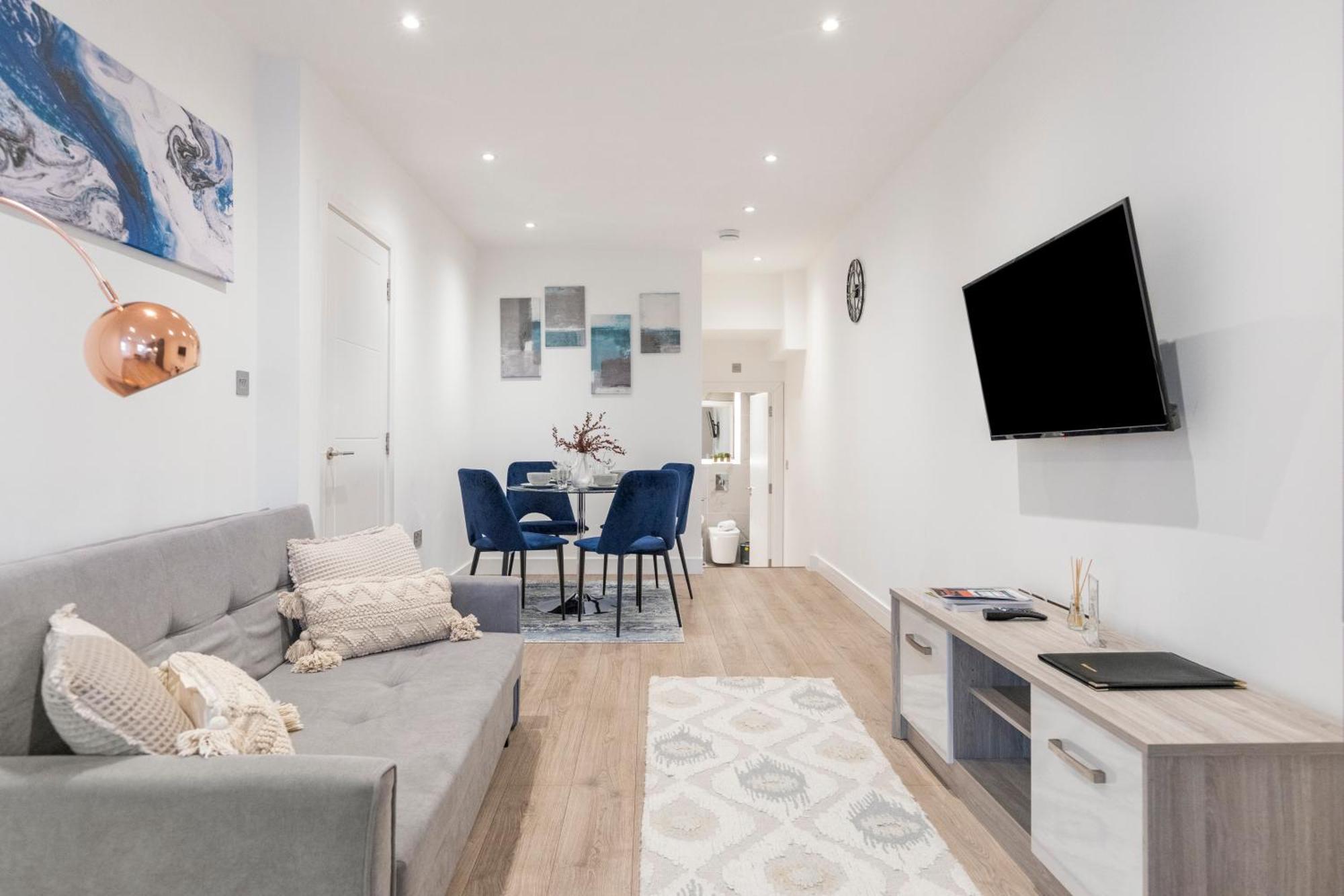 Bright And Spacious Apartment - Excellent Location ลอนดอน ภายนอก รูปภาพ